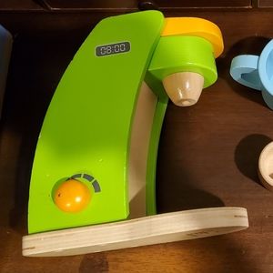 10/$25 Kids coffee maker